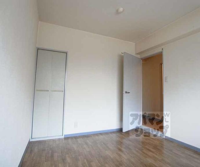 【レヴェンテ東向日】間取