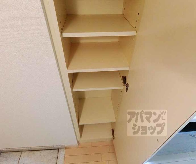 【クリスタルグランツ京都高辻】間取