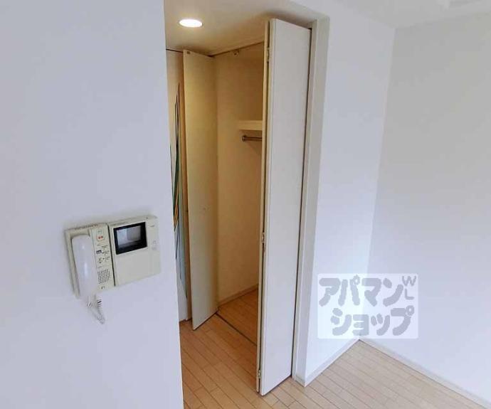 【クリスタルグランツ京都高辻】間取