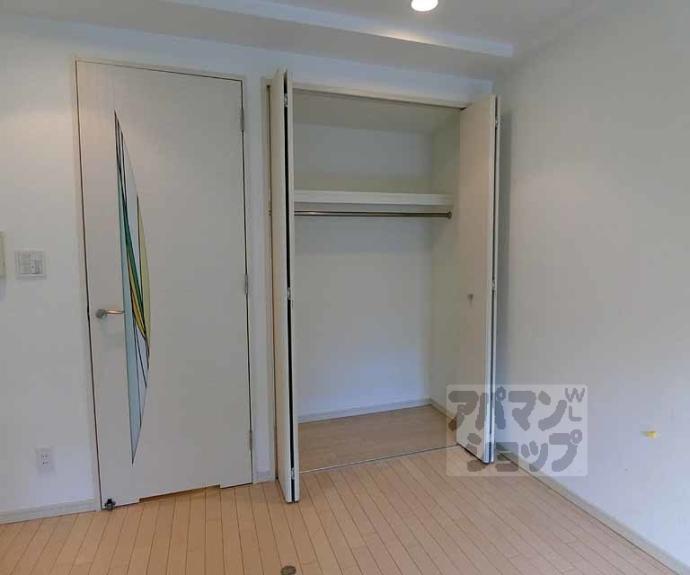 【クリスタルグランツ京都高辻】間取