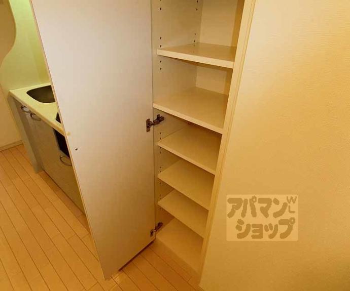 【クリスタルグランツ京都高辻】間取