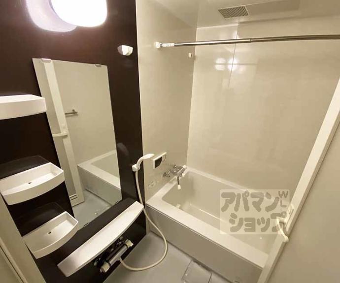 【クリスタルグランツ京都高辻】間取