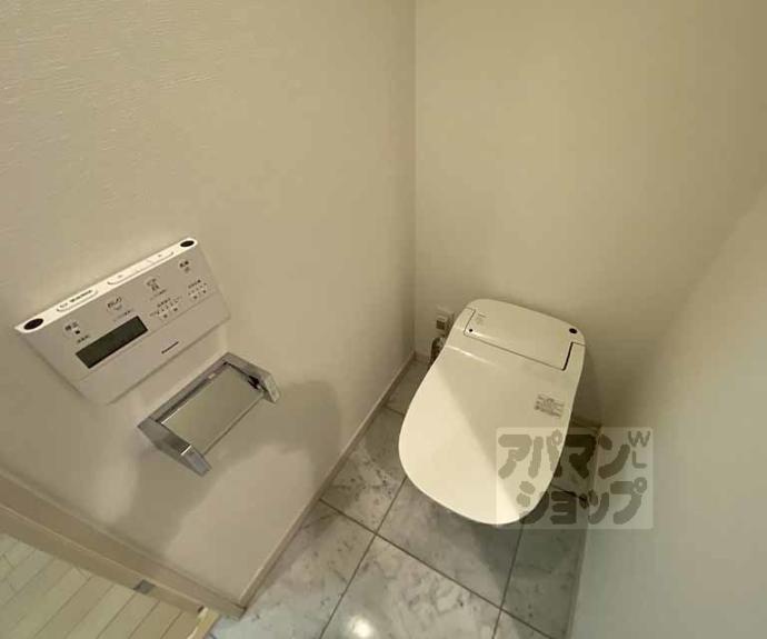 【クリスタルグランツ京都高辻】間取