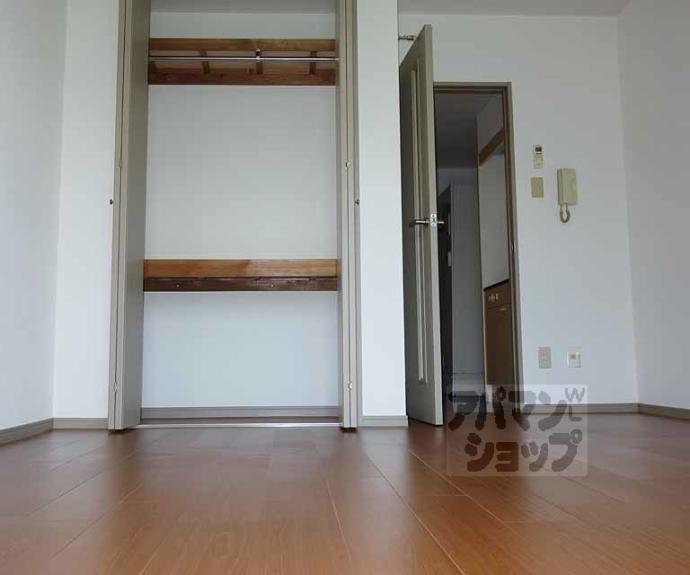 【ハウスリーク３８１】間取