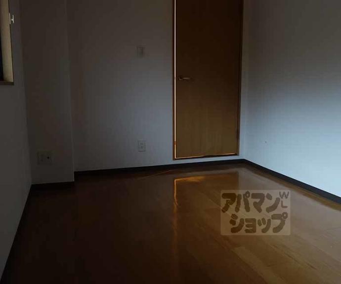 【シャルマングレーヌ】間取