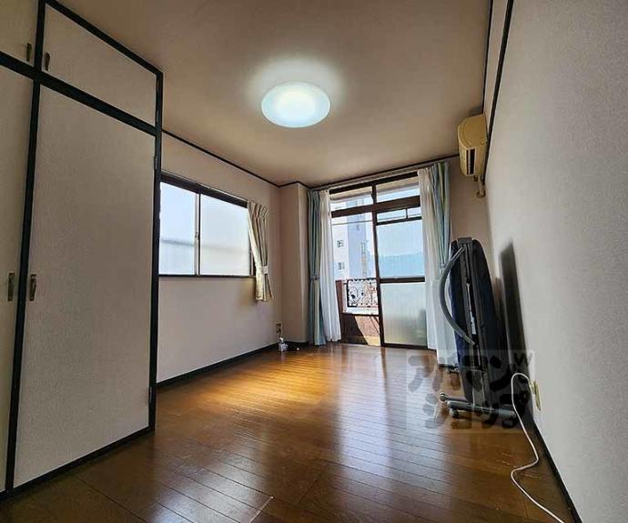 【ハイライフ嵯峨】間取