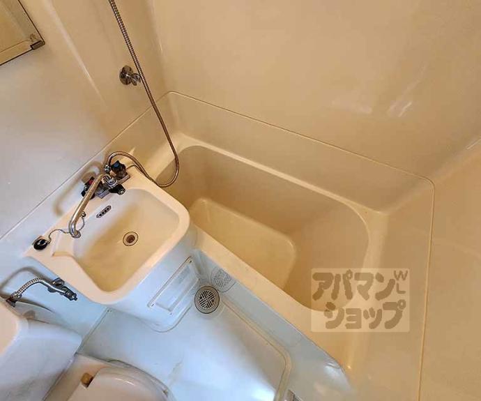 【ハイライフ嵯峨】間取