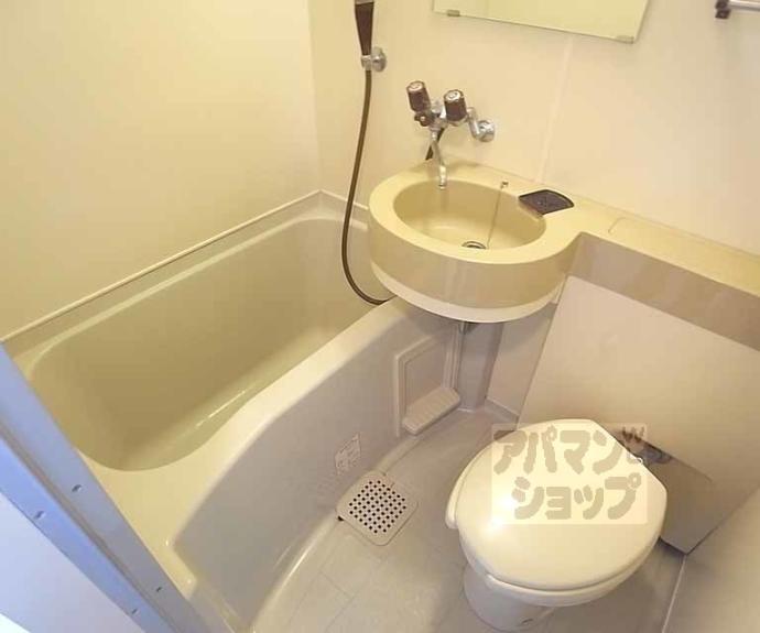 【ウエストヴィラージュⅡ】間取