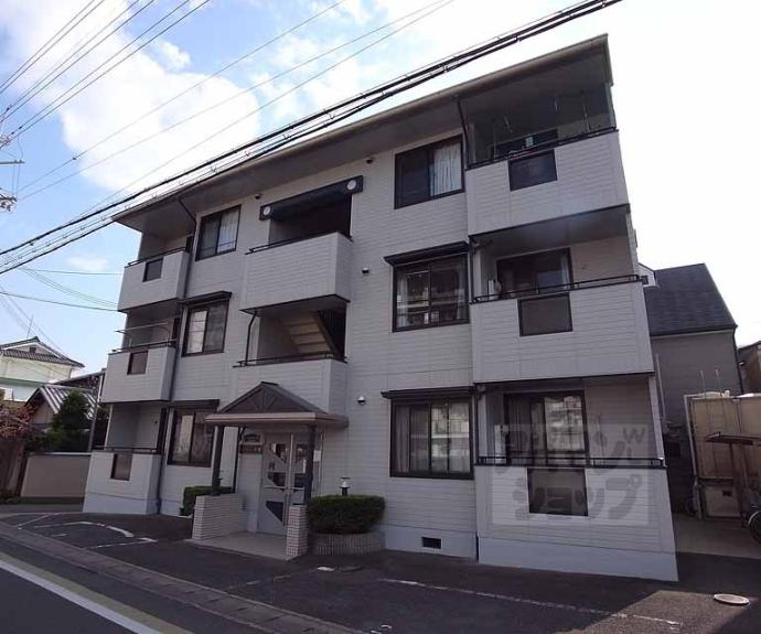 【モンターニュ嵯峨】間取