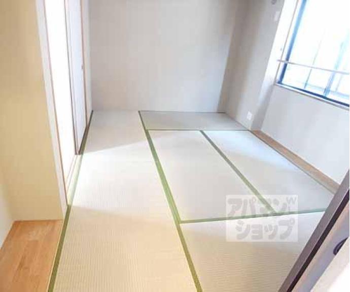 【モンターニュ嵯峨】間取