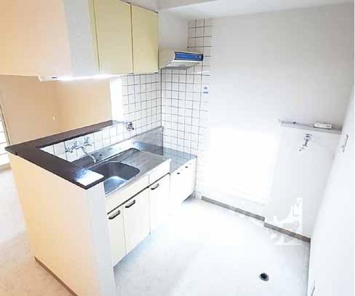 【ファミーユ蓮花寺】間取