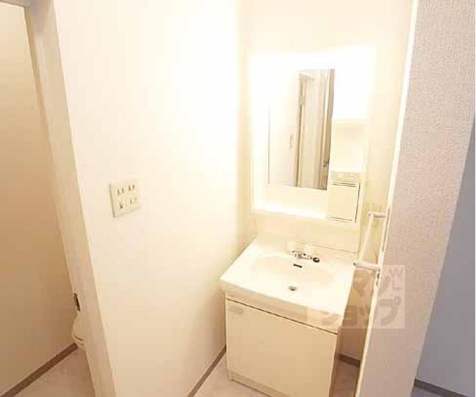 【ファミーユ蓮花寺】間取