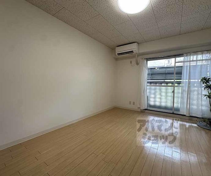 【ＨＥＲＳＥ　Ｄ＇ＯＲ】間取