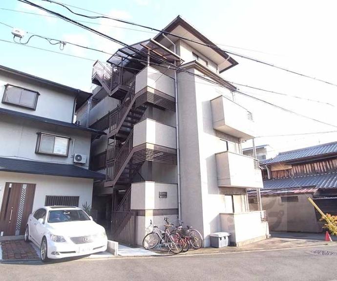 【ヴィラ本間】間取