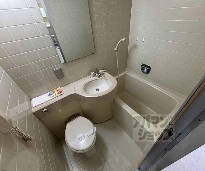 【ＤＥＴＯＭ－１一条通】間取