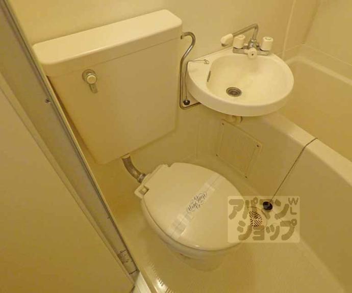 【アクエルド東大路】間取