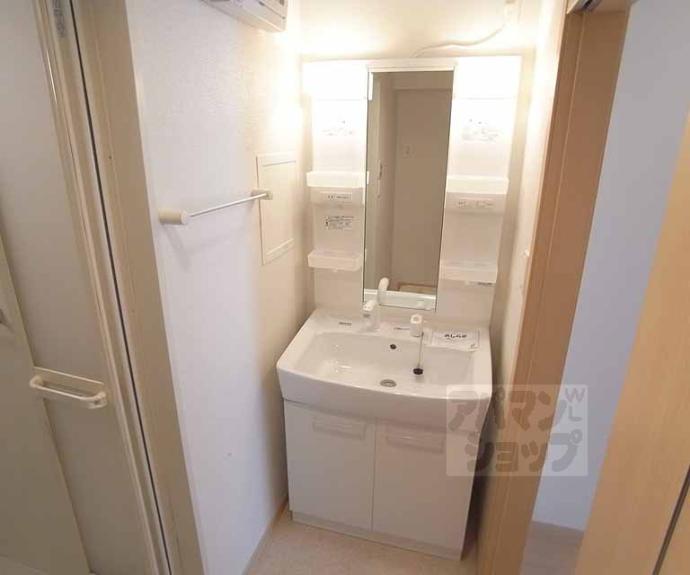 【エレガンス常盤】間取