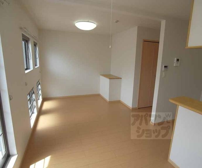 【エレガンス常盤】間取