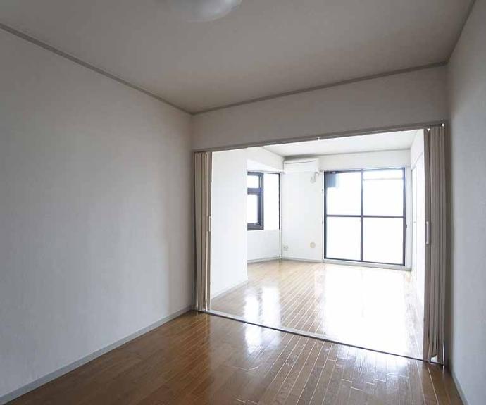 【グランディール堀川】間取