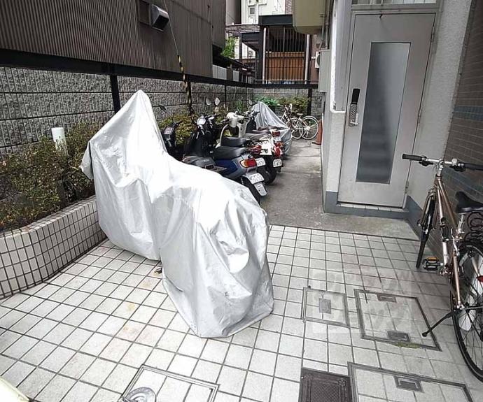 【アルテハイム二条城】間取