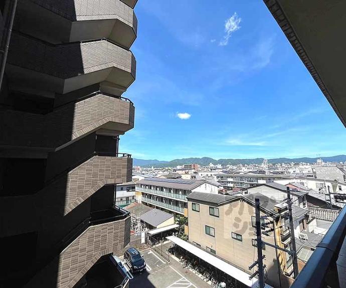 【アルテハイム二条城】間取