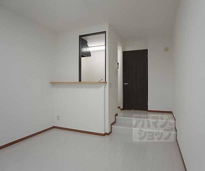 【ホワイトハイムＫＡＧＡＭＩＩＳＨＩ】間取