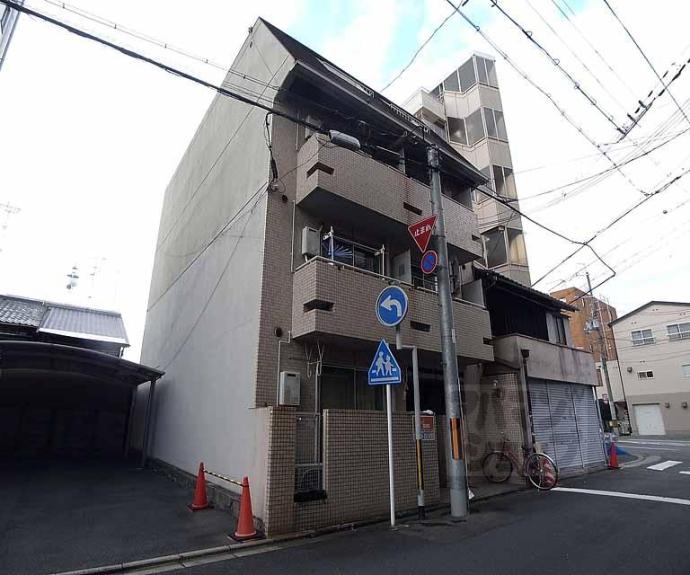 【ウイング・ウッド丸太町】間取