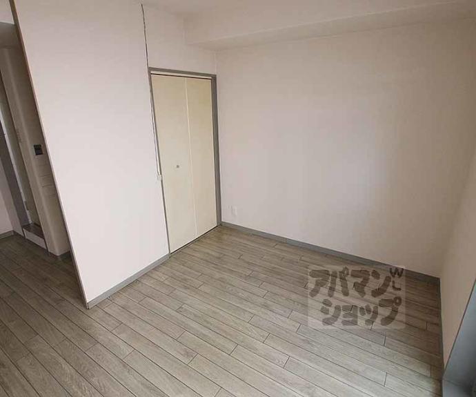 【ウイング・ウッド丸太町】間取