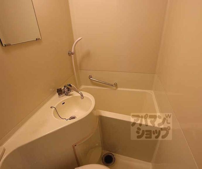 【ウイング・ウッド丸太町】間取