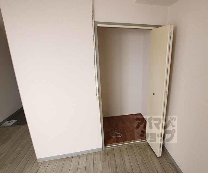 【ウイング・ウッド丸太町】間取