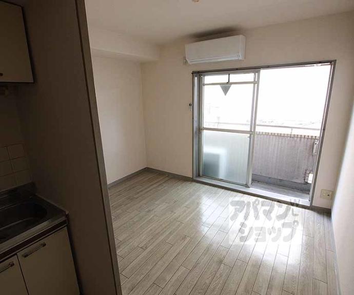 【ウイング・ウッド丸太町】間取