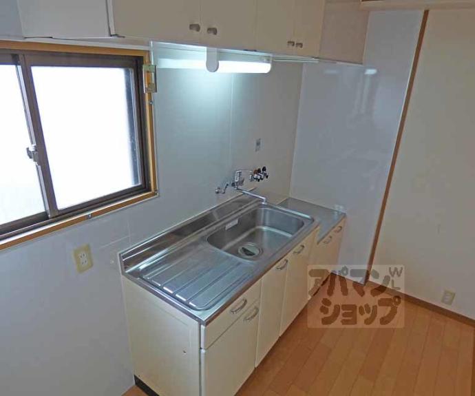 【コーポサンプラザ】