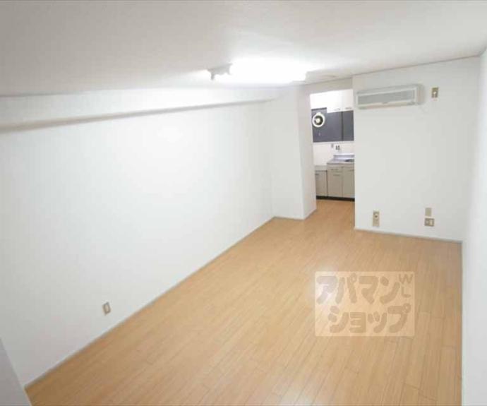 【ジュアール吉田】間取