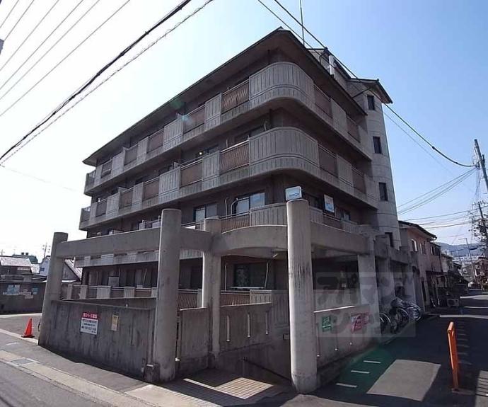【ルミエール嵯峨野】間取