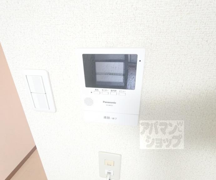 【ミレイ西ノ京】間取