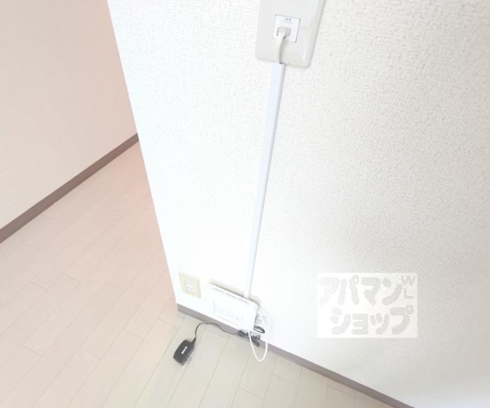 【ミレイ西ノ京】間取