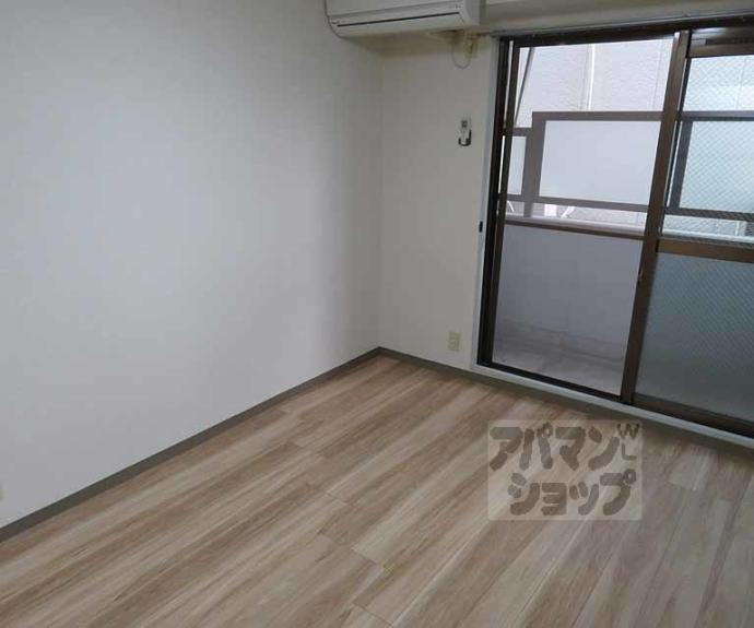 【ミレイ西ノ京】間取