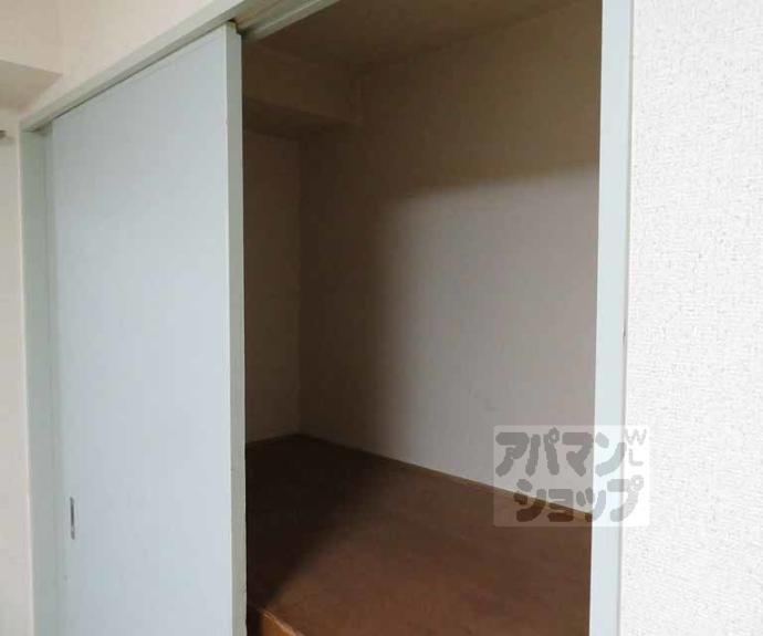 【ミレイ西ノ京】間取