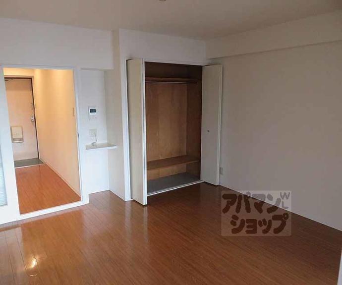 【Ｕｒｅｓｉｄｅｎｃｅ二条城】間取