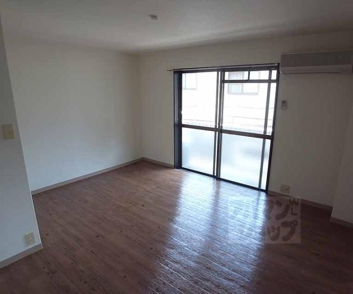 【ルシェール西院】間取