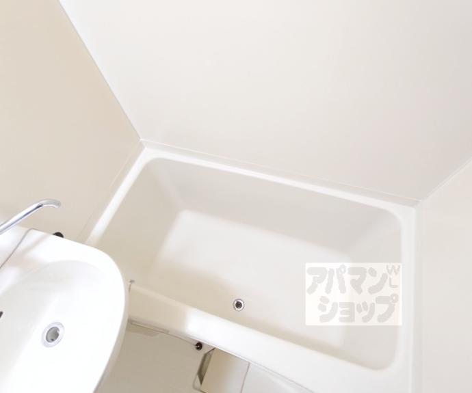 【ルシェール西院】間取