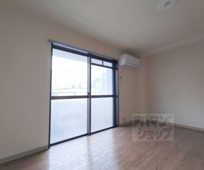 【ルシェール西院】間取