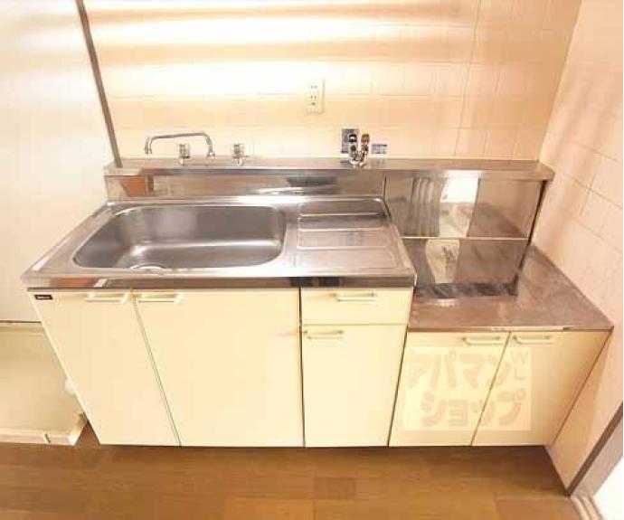 【ＲＥＤ　ＭＯＡ】間取