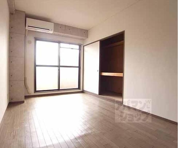 【ＲＥＤ　ＭＯＡ】間取