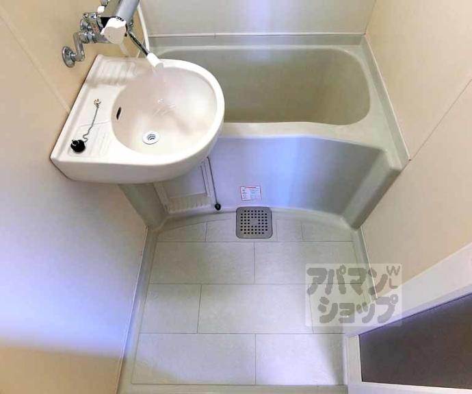 【ＲＥＤ　ＭＯＡ】間取