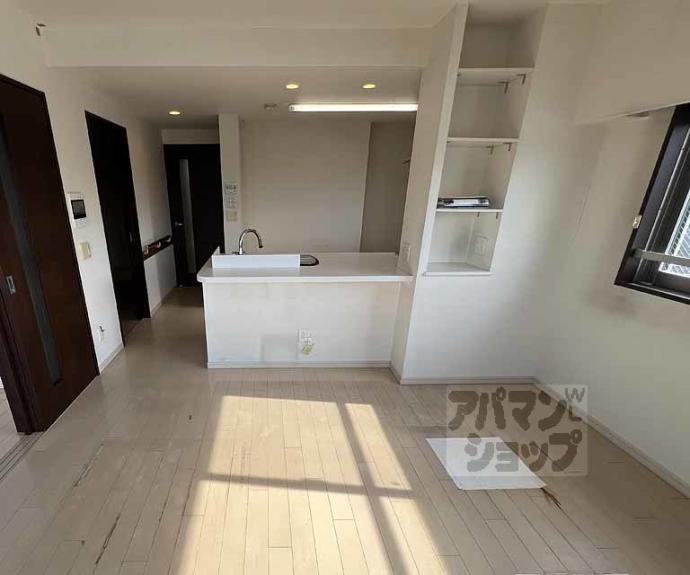 【アバンエスパス烏丸御池】間取