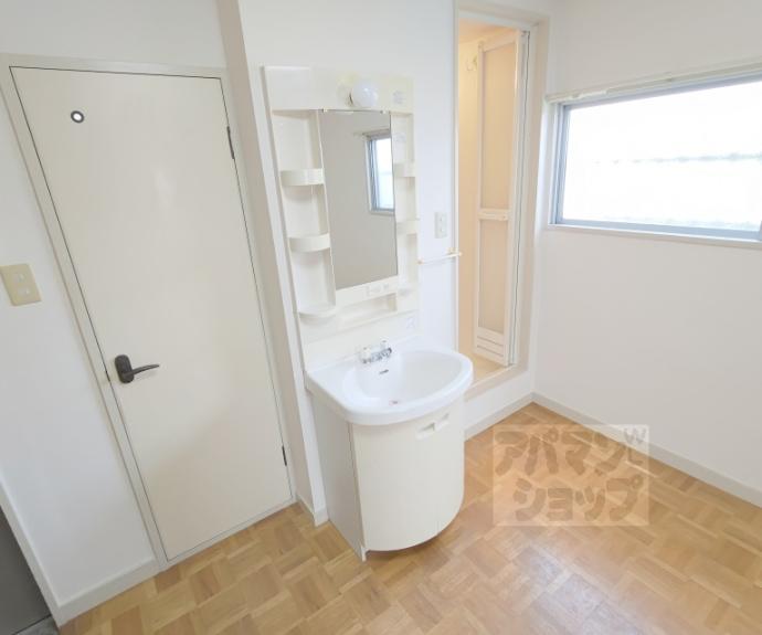 【光マンション】