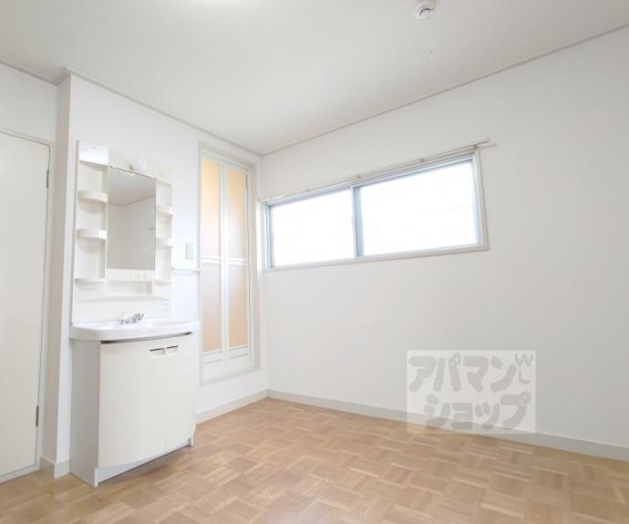 【光マンション】