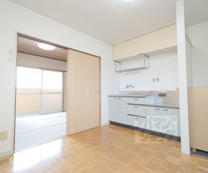 【光マンション】