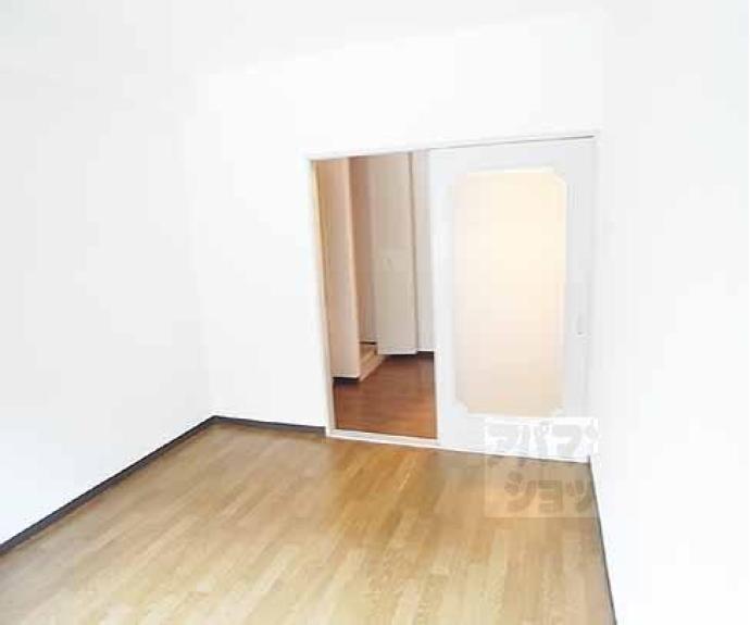 【ライオンズマンション京都三条】間取